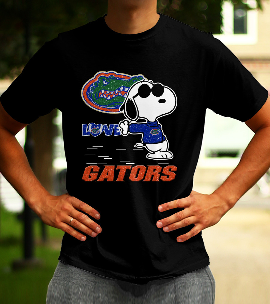 Snoopy Love Florida Gators Football T-Shirt