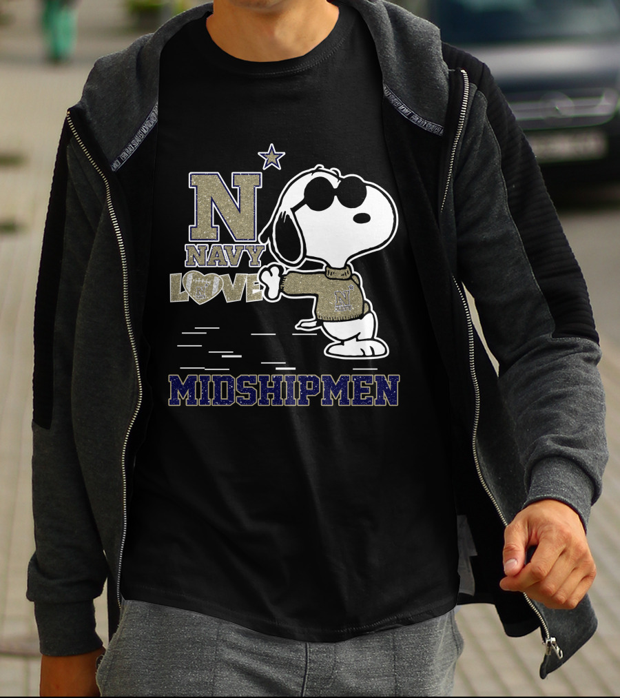 Navy Love Midshipmen Snoopy Walking With Star T-Shirt