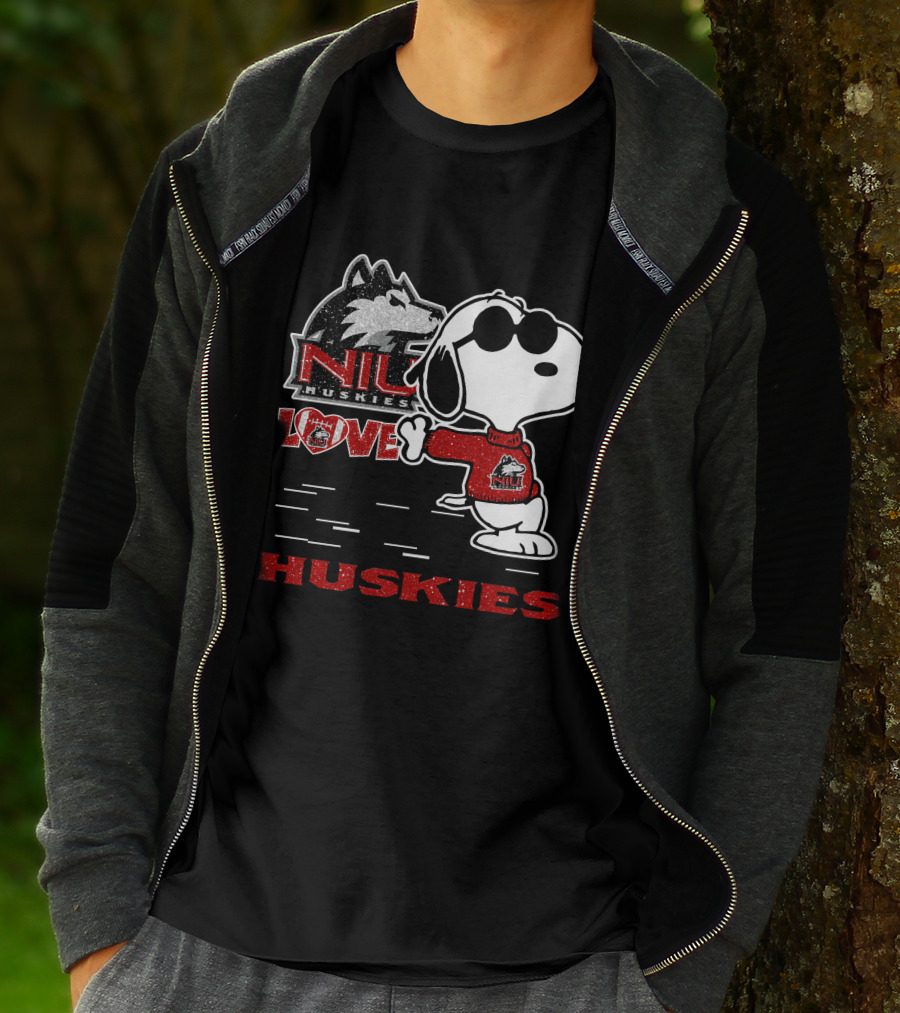 Snoopy NIU Huskies Love Huskies T-Shirt