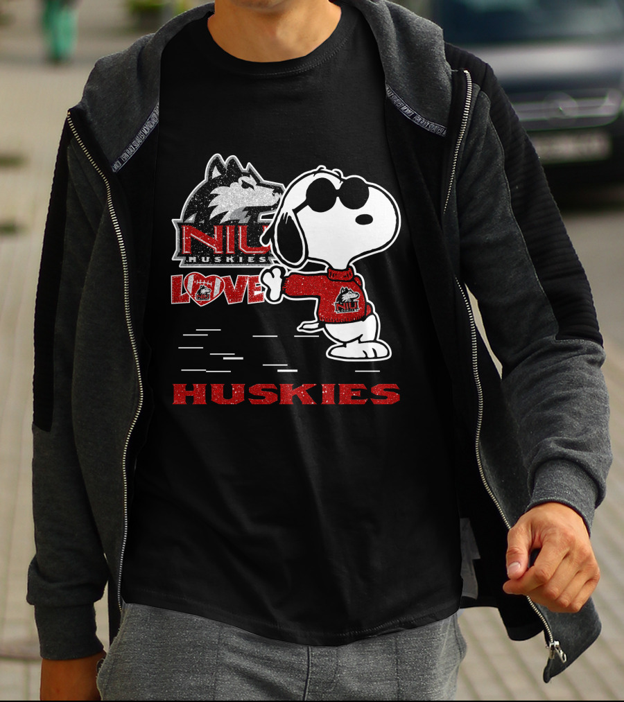 Snoopy NIU Huskies Love Huskies T-Shirt