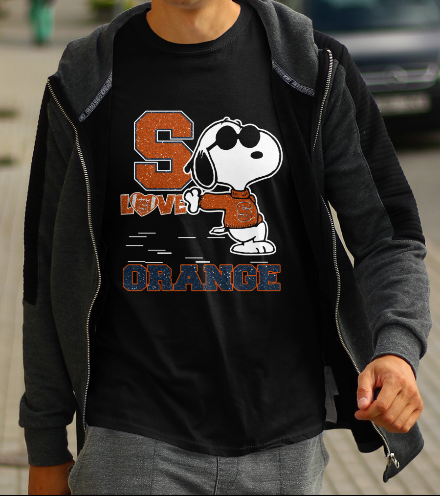 Snoopy Love Syracuse Orange Football T-Shirt
