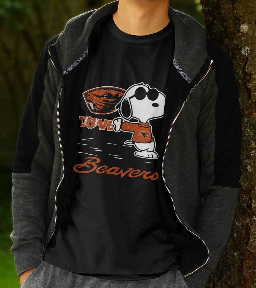 Snoopy Love Oregon State Beavers T-Shirt