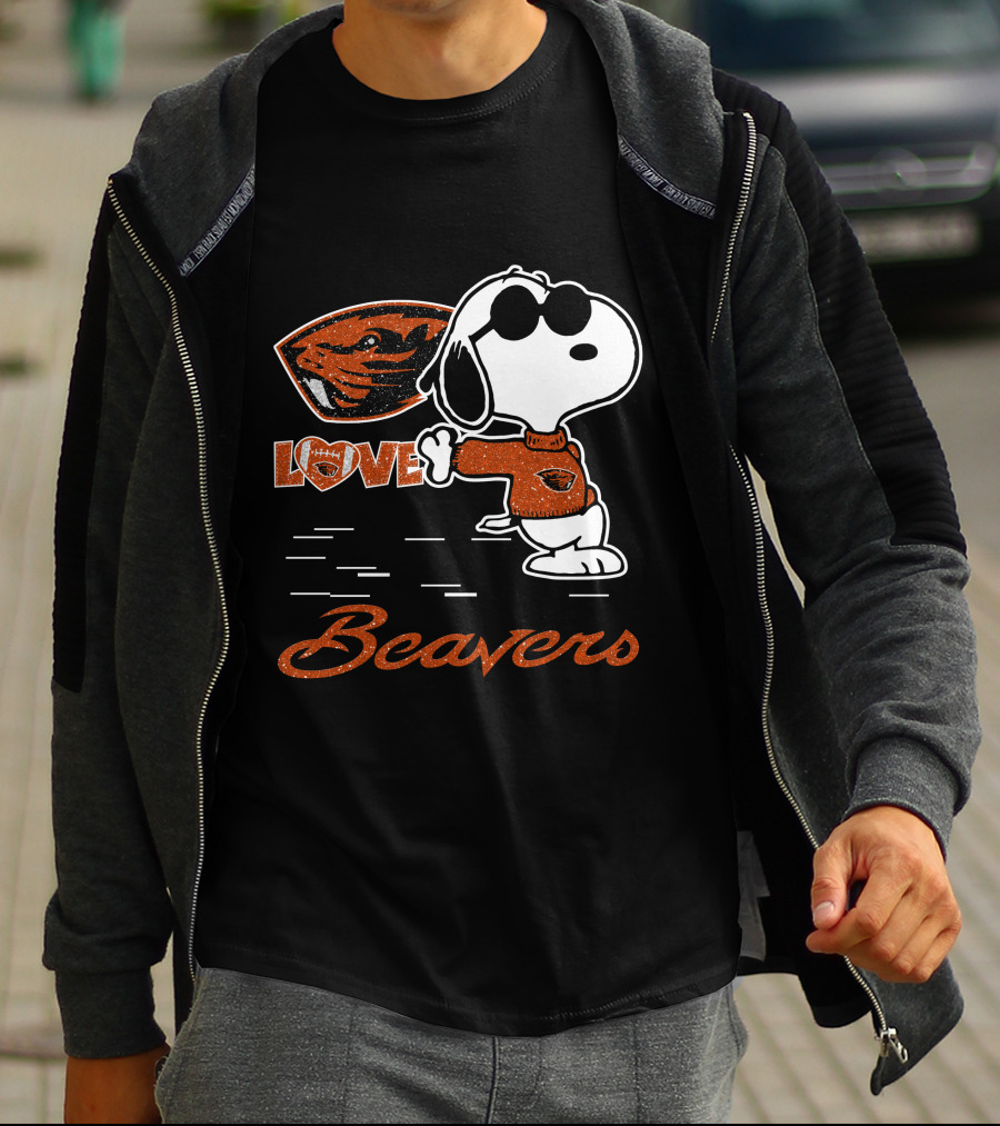 Snoopy Love Oregon State Beavers T-Shirt