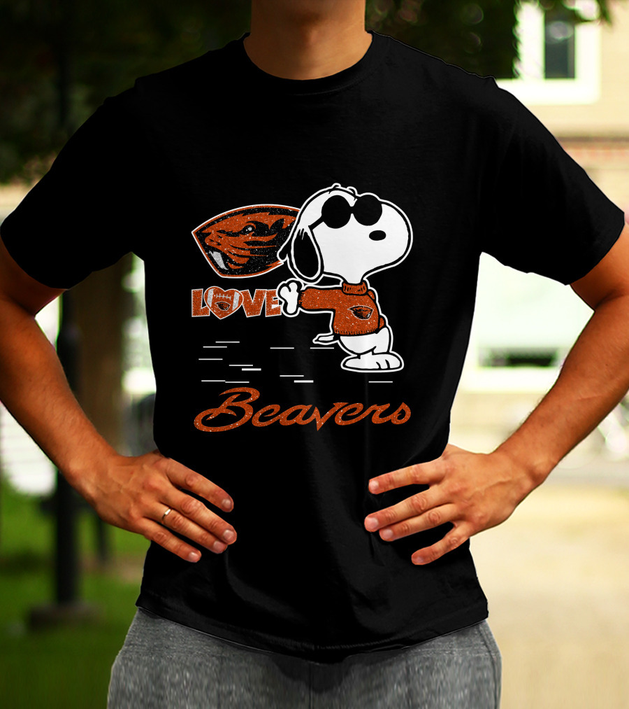 Snoopy Love Oregon State Beavers T-Shirt