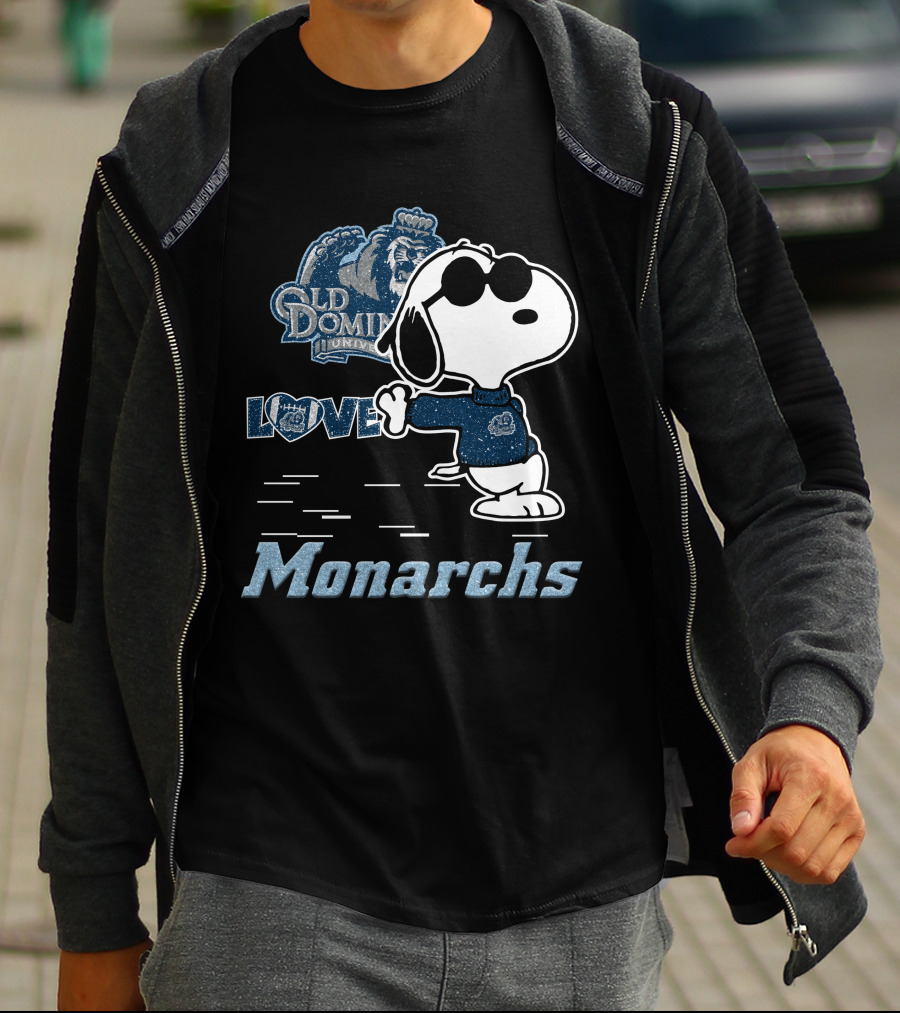 Snoopy Love For Old Dominion University Monarchs T-Shirt