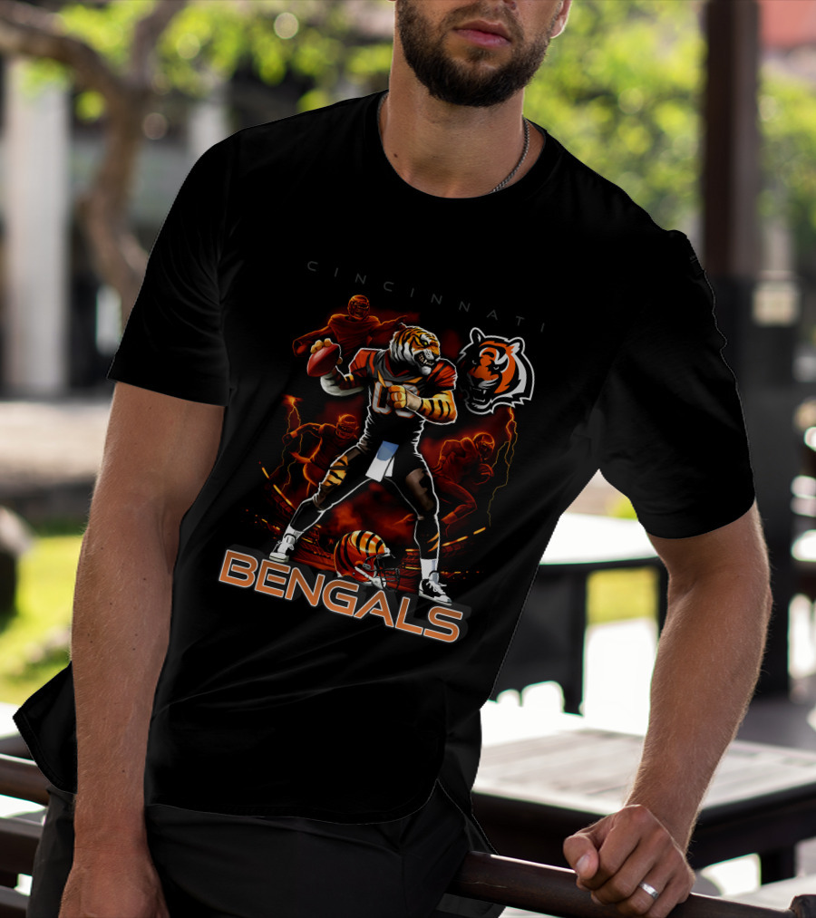 Cincinnati Bengals Tiger Football Player Iconic T-Shirt