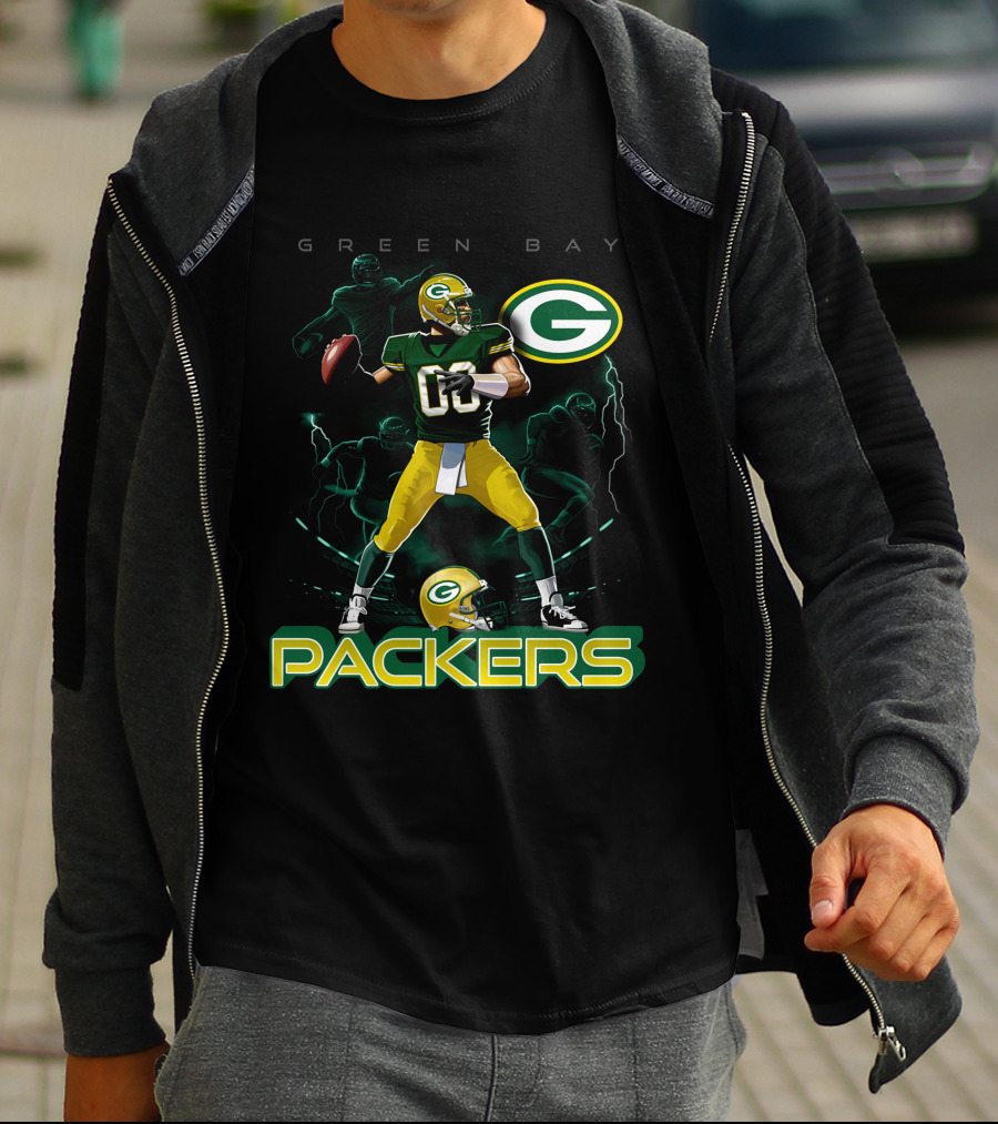 Green Bay Packers Quarterback Action And Helmet T-Shirt