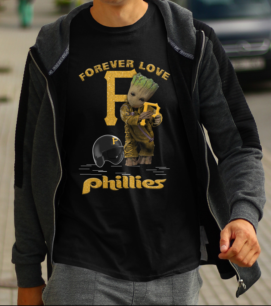 Forever Love Groot Phillies MLB Football Fans T-Shirt