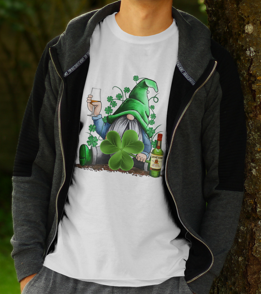 J A M E S O N Irish Gnome With Shamrocks And Whiskey T-Shirt