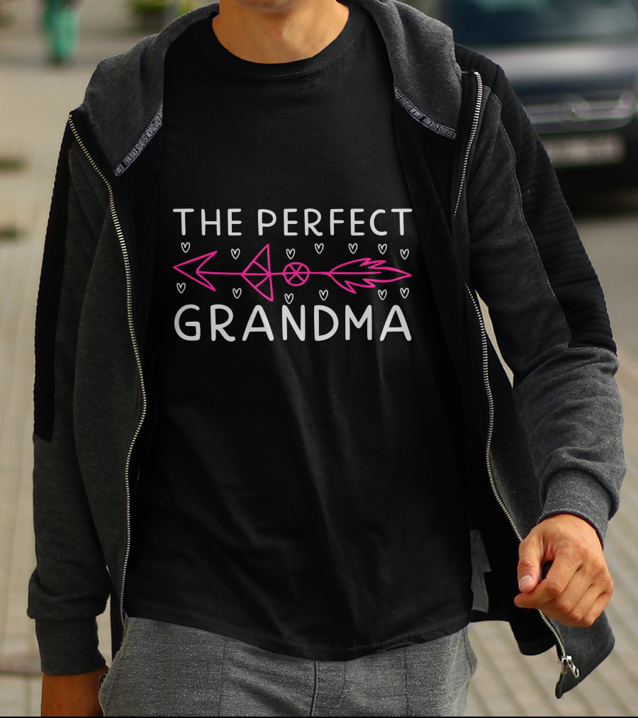 THE PERFECT GRANDMA HEART ARROW AND HEARTS T-Shirt