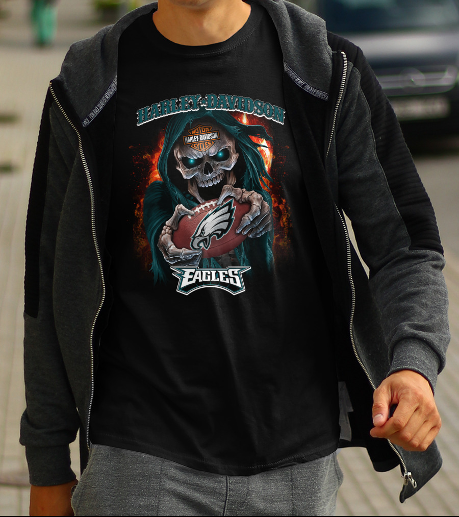 Harley Davidson Skull Holding Philadelphia Eagles Football T-Shirt