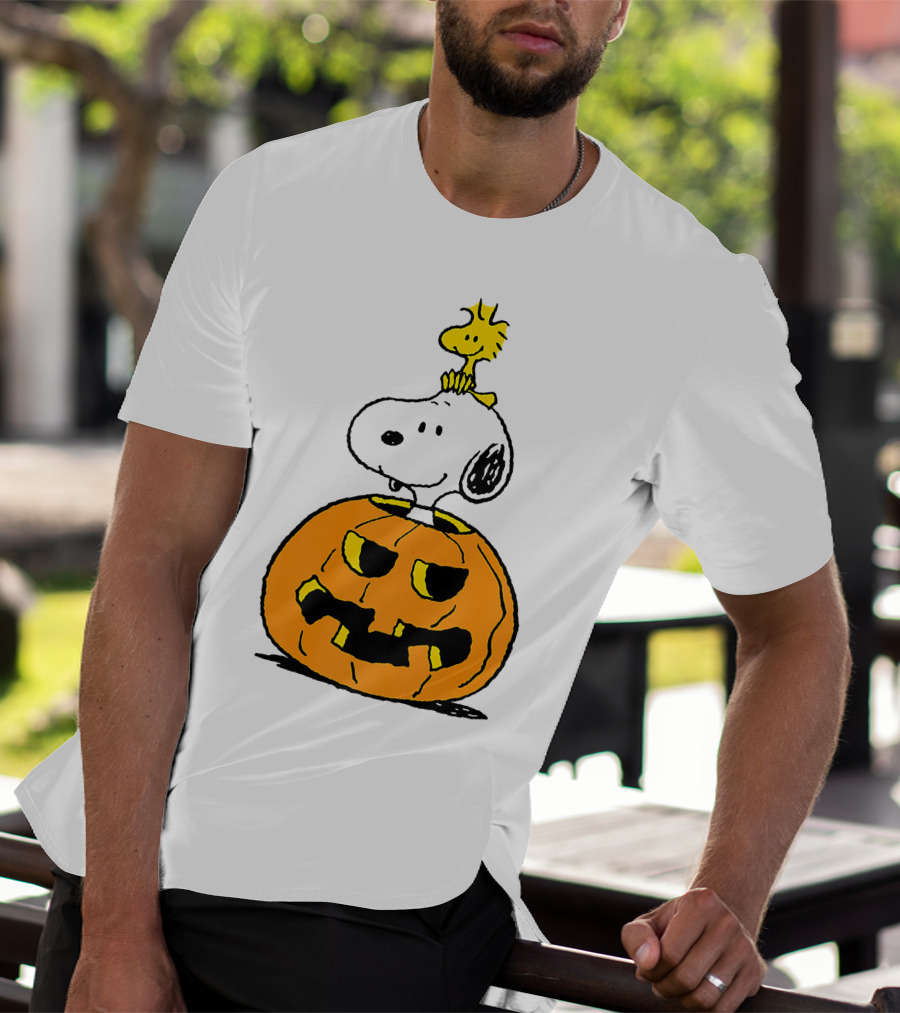 Halloween Snoopy Woodstock Pumpkin Peanuts Cartoon T-Shirt