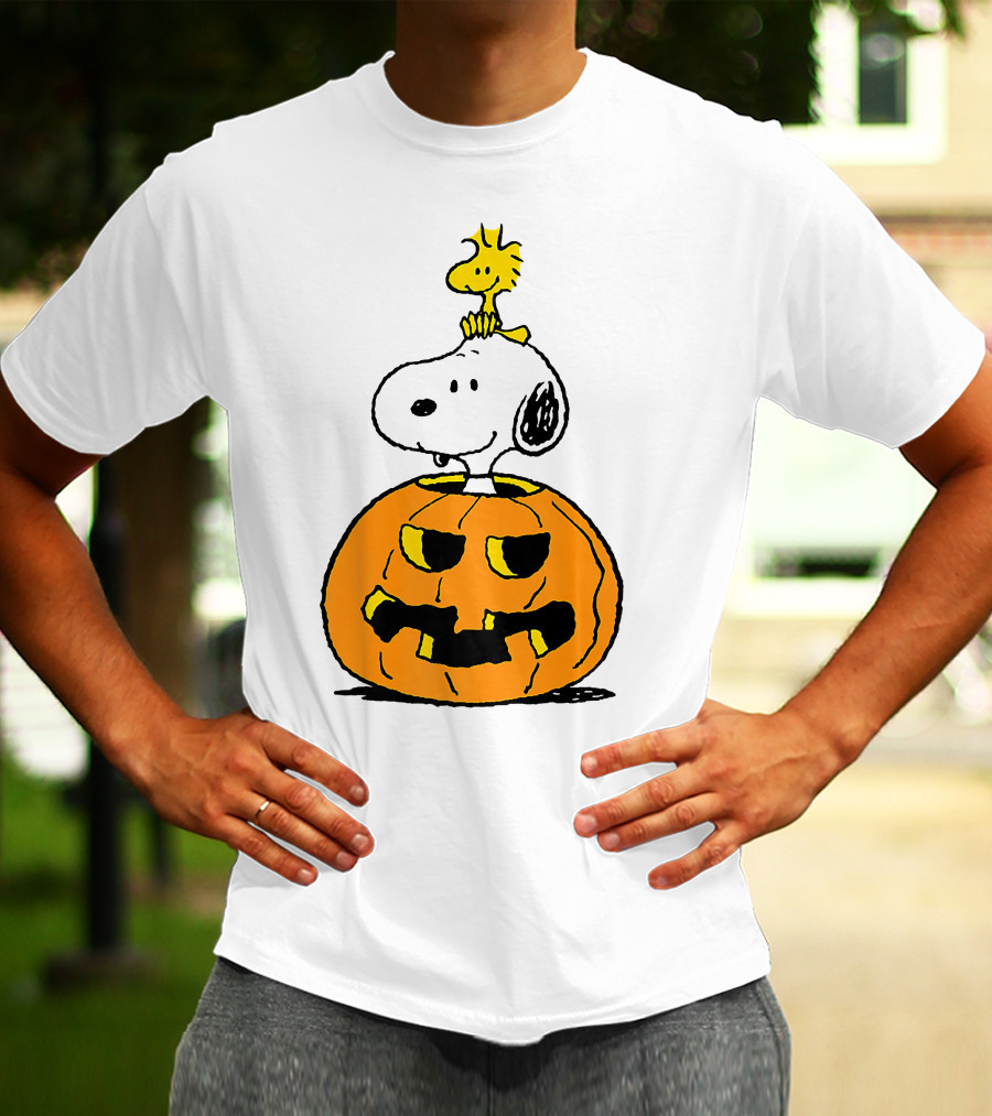 Halloween Snoopy Woodstock Pumpkin Peanuts Cartoon T-Shirt