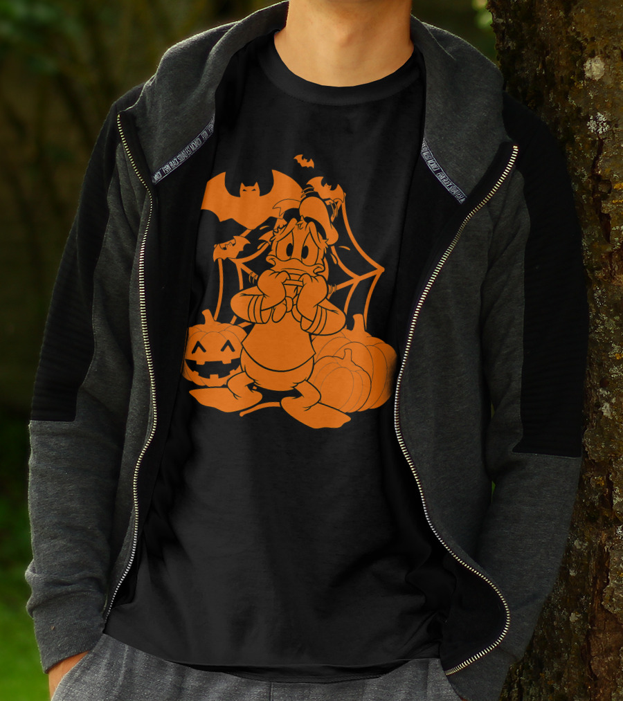 Donald Duck Halloween Pumpkins With Bat And Spider Webs T-Shirt