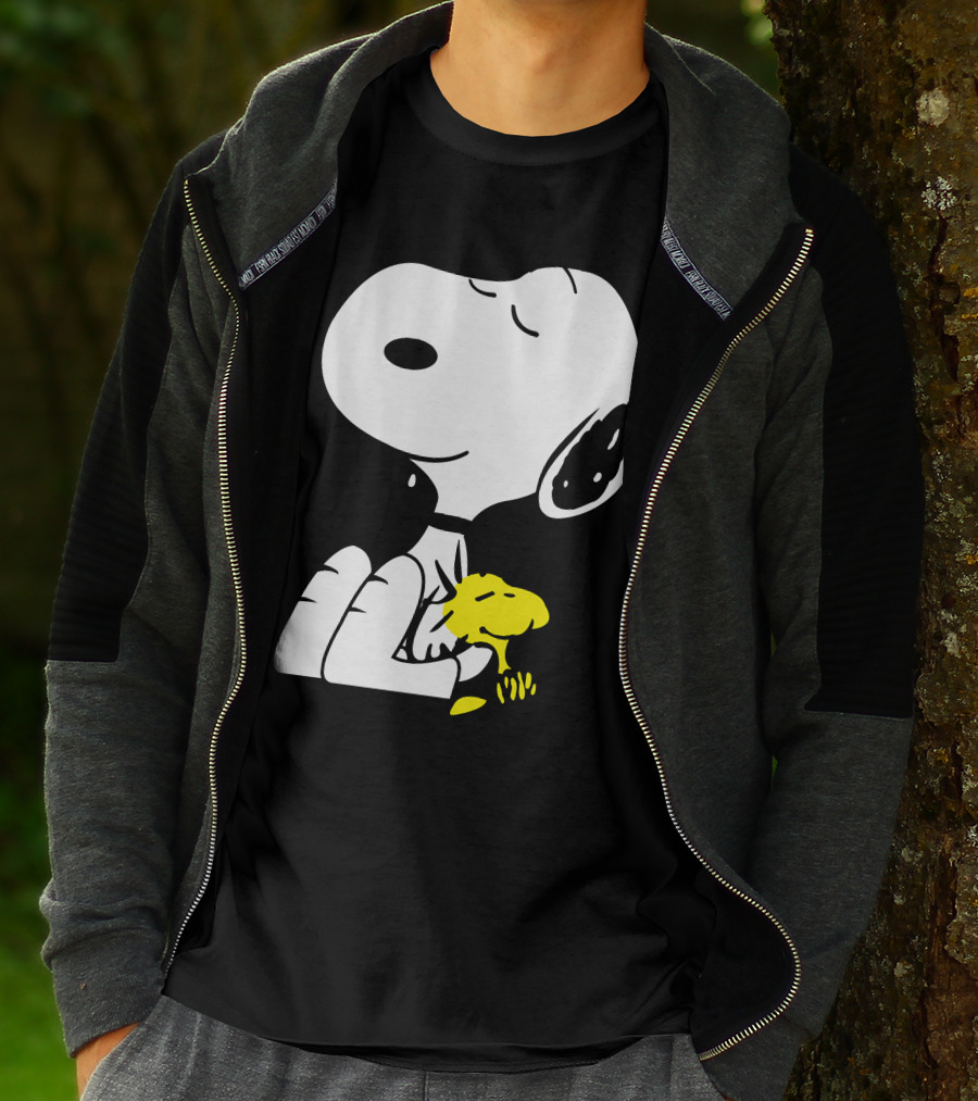 Snoopy Sleep In Peace With Woodstock Sleeping In Black And White Peanuts Comic T-Shirt