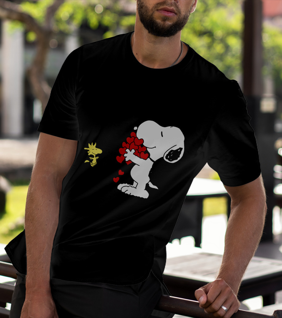 Snoopy Holding Hearts With Woodstock Hugging T-Shirt