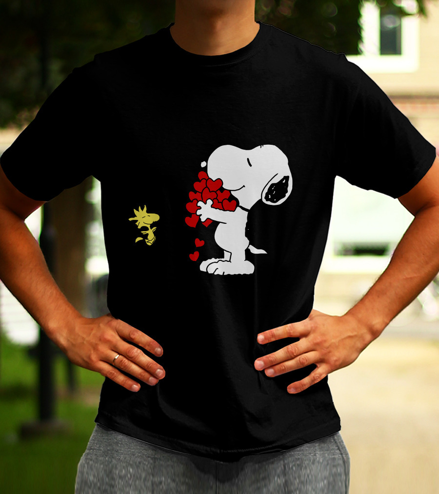 Snoopy Holding Hearts With Woodstock Hugging T-Shirt