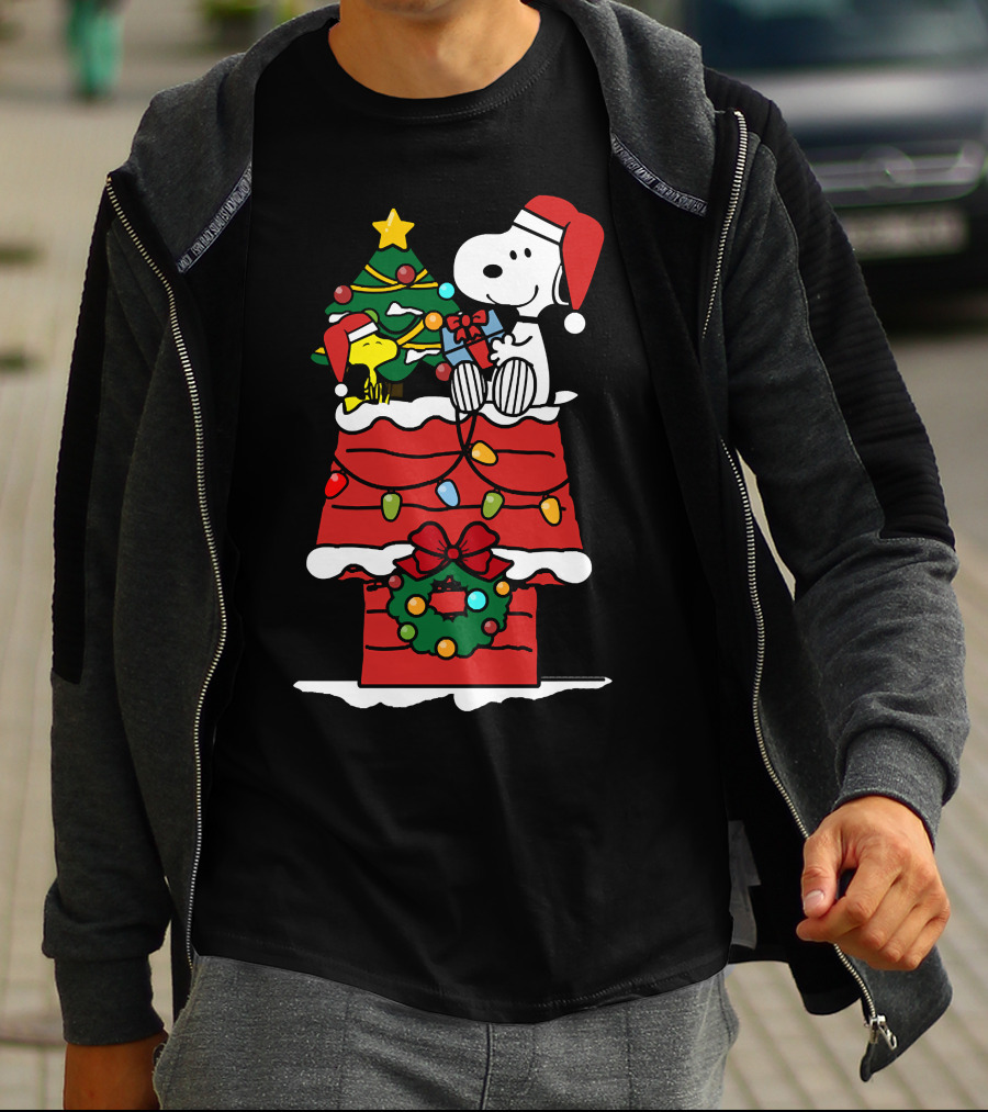 Snoopy And Woodstock Celebrate Christmas On Doghouse With Santa Hats And Tree T-Shirt
