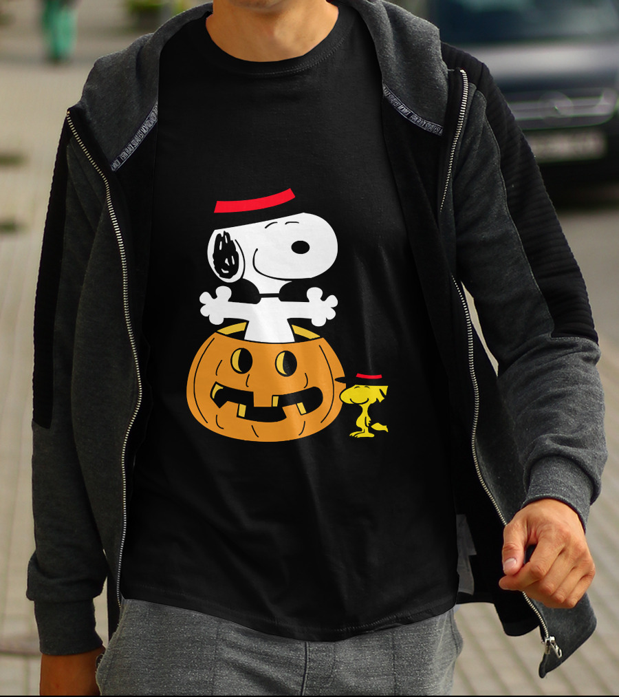 Snoopy Woodstock Halloween Pumpkin Witch Hat T-Shirt
