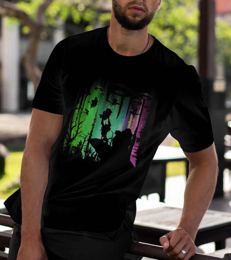 The Lion King Silhouette With UFOs And Aurora In Storm Area Scene T-Shirt