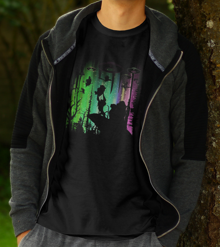 The Lion King Silhouette With UFOs And Aurora In Storm Area Scene T-Shirt