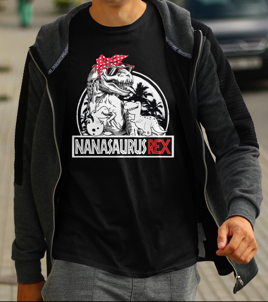 Nanasaurus Rex Funny Dinosaur Grandma With Red Bandana And Sunglasses T-Shirt