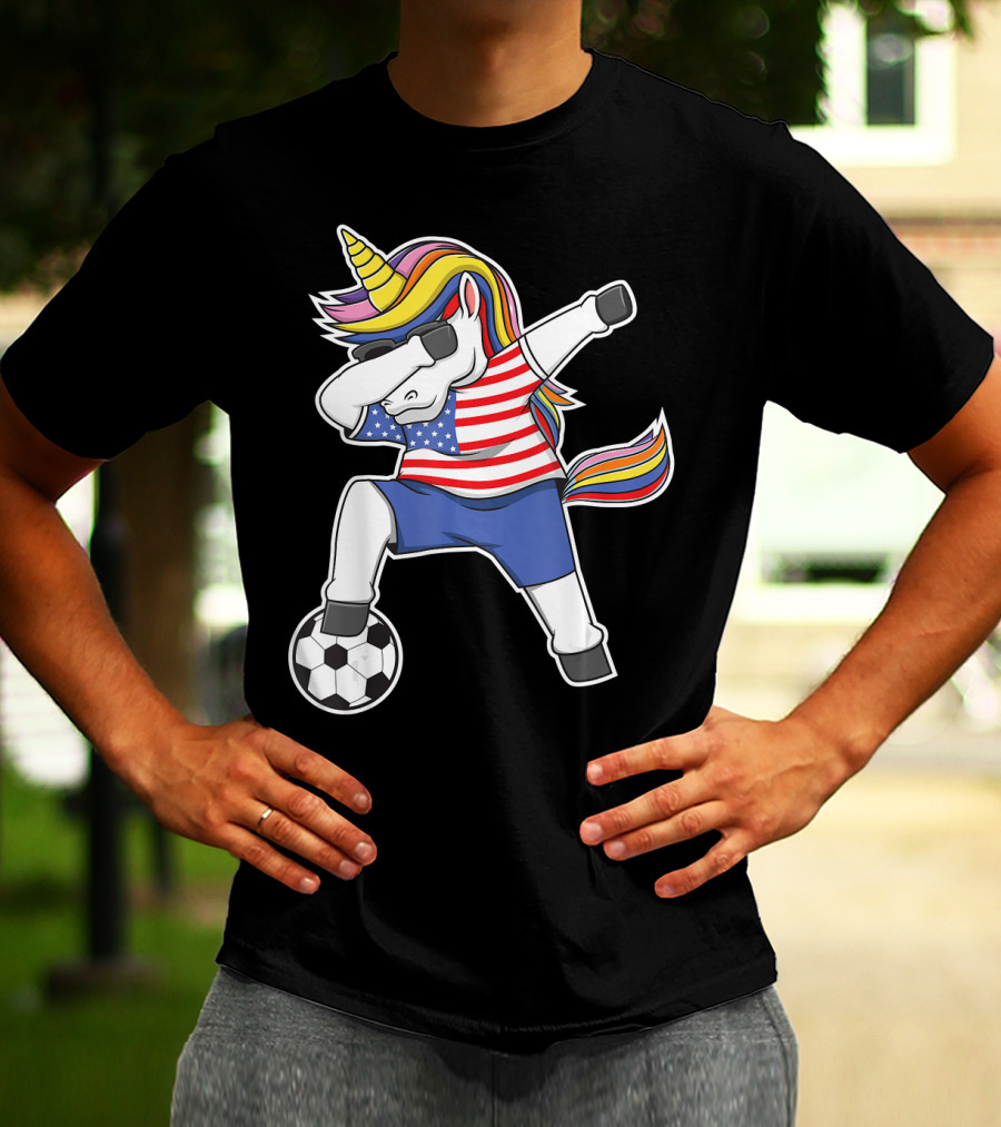 Dabbing Soccer Unicorn USA Girls Unicorn Lover Stars And Stripes Football T-Shirt