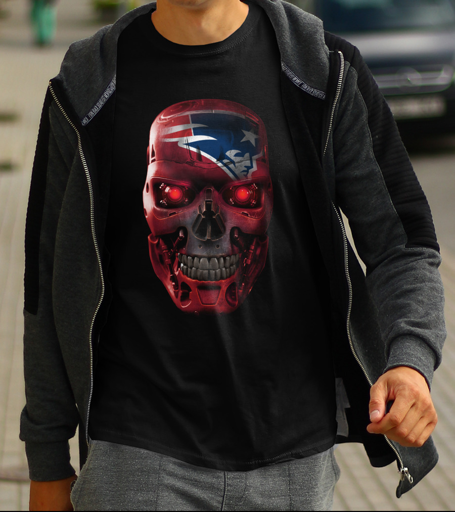 SKULL PATRIOTS TERMINATOR STYLE RED EYES T-Shirt