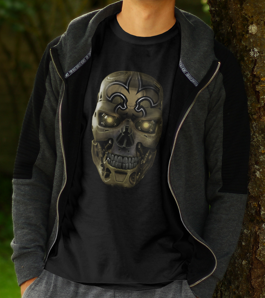 Skull Saints Futuristic Robot Emblem T-Shirt