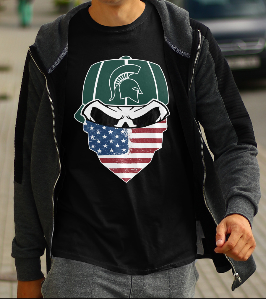 Michigan State Spartans Skulls Helmet With American Flag Bandana T-Shirt