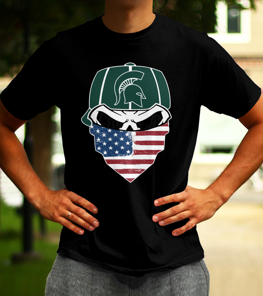 Michigan State Spartans Skulls Helmet With American Flag Bandana T-Shirt