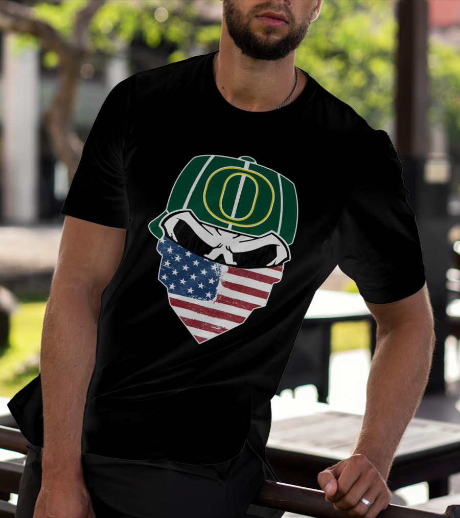 Oregon Ducks Skulls American Flag Mask T-Shirt