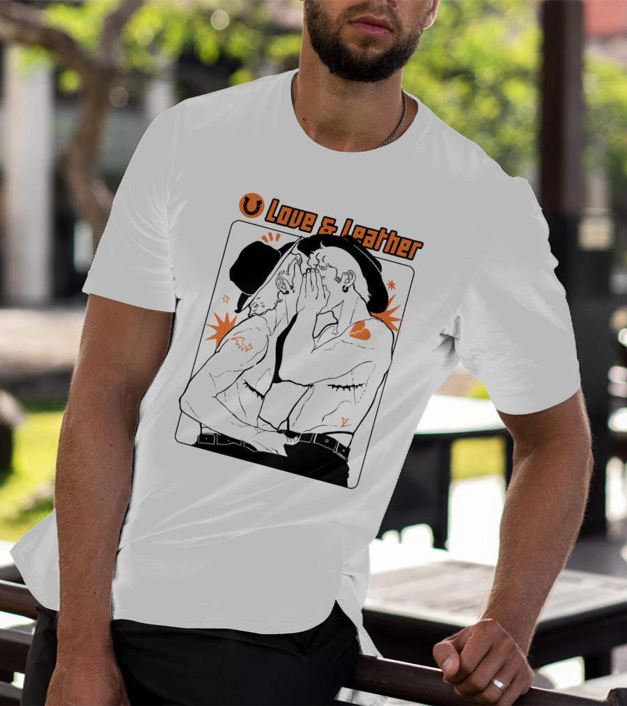 Noahdea Love And Leather Romantic Embrace Art Ink Drawing Tattoo T-Shirt