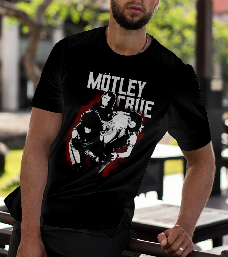 Mötley Crüe Vintage Band Photo Black And Red T-Shirt
