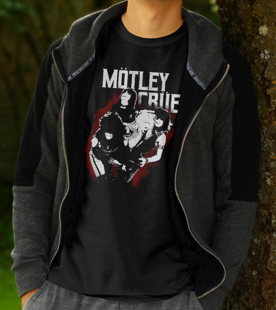 Mötley Crüe Vintage Band Photo Black And Red T-Shirt