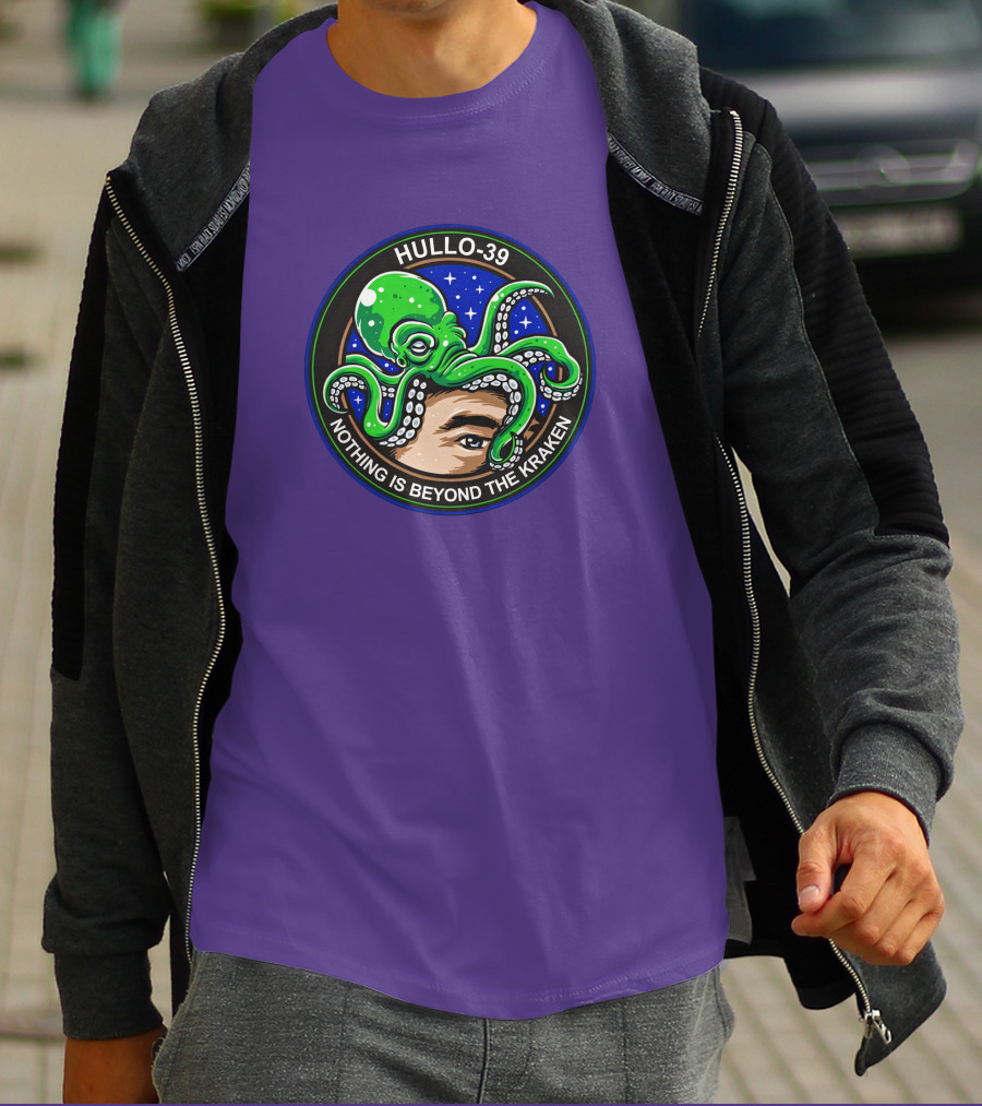 Hullo-39 Nothing Is Beyond The Kraken Green Octopus Starry Sky Badge T-Shirt