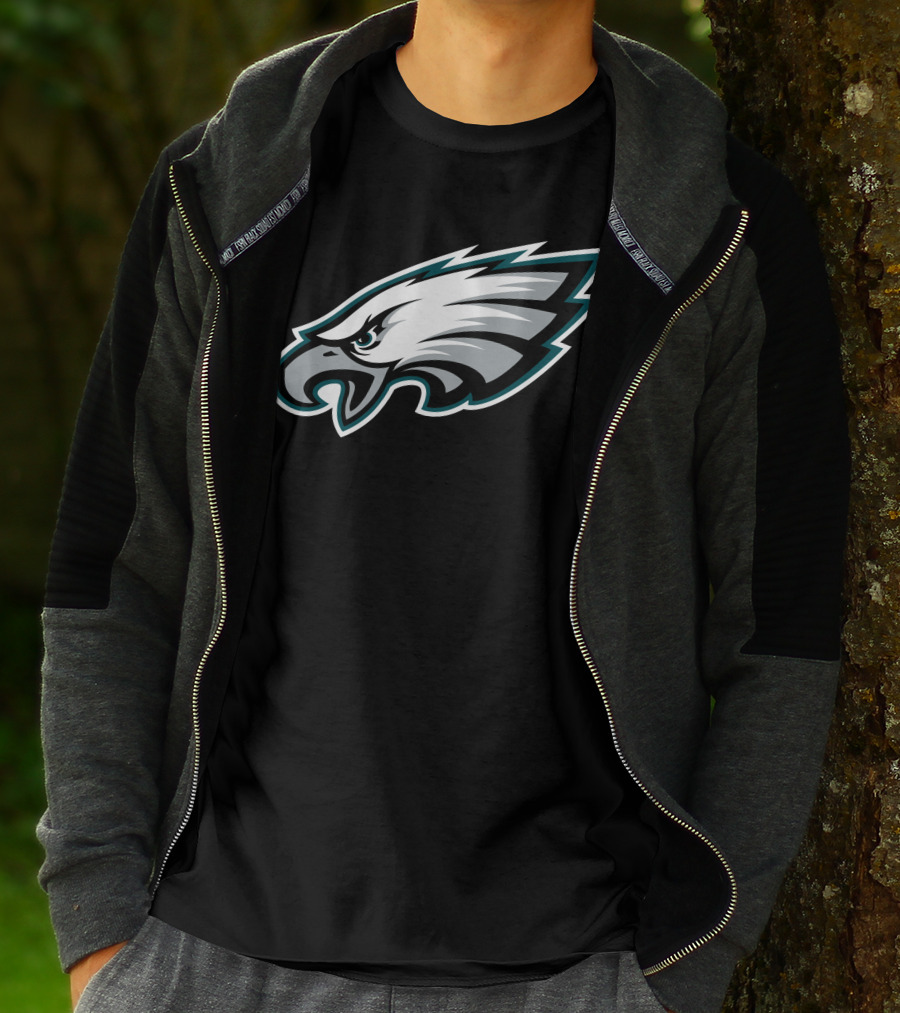 Philadelphia Eagles Football Team Fan Emblem T-Shirt