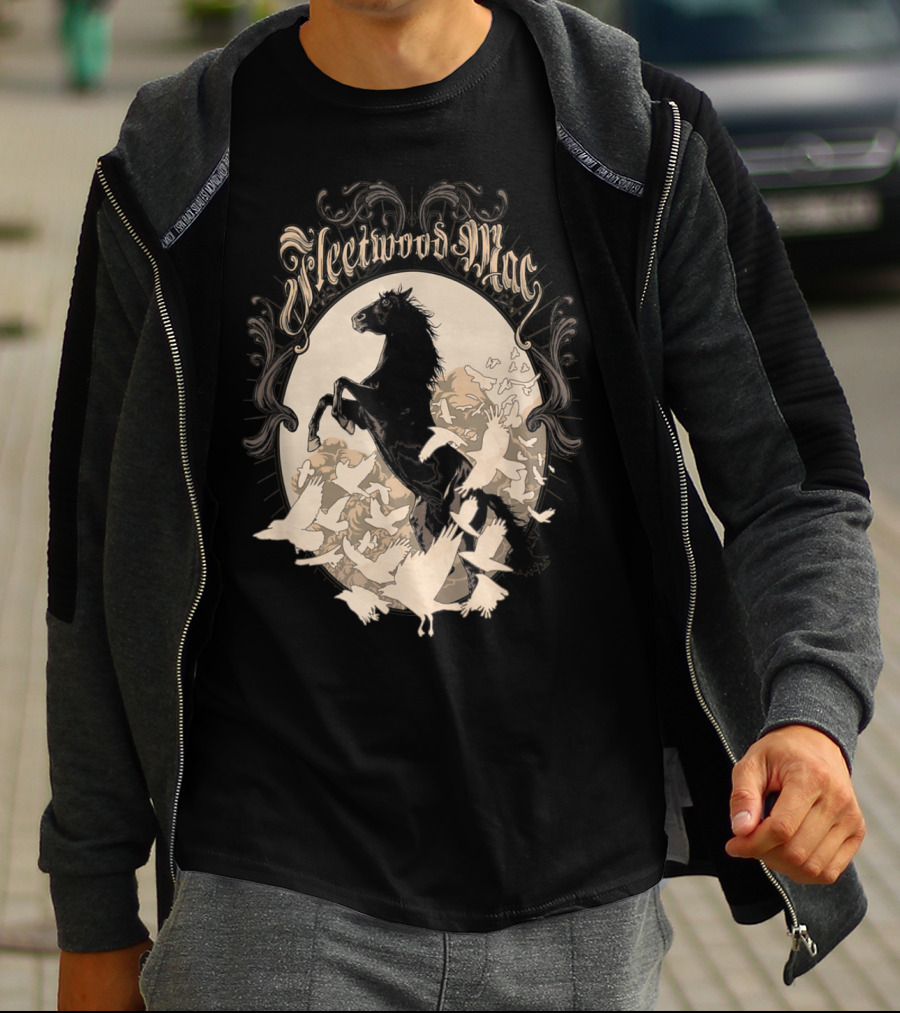 Fleetwood Mac Horse Lover Pet Present Awesome T-Shirt