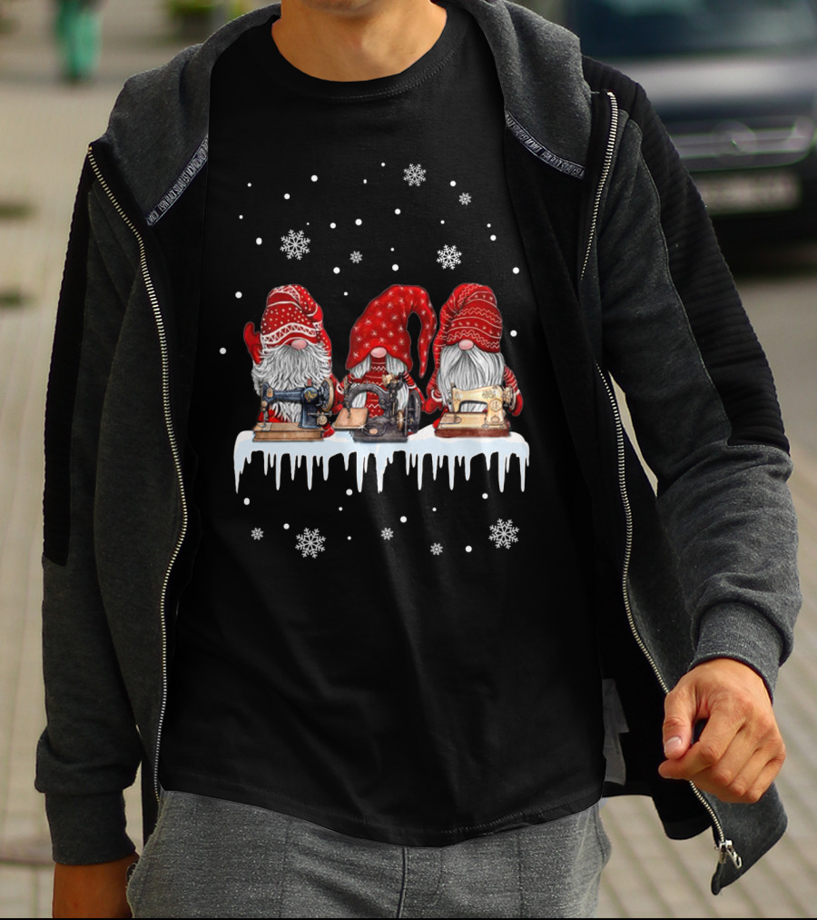 Christmas Gnome Red Sewing Machine Snowflakes T-Shirt