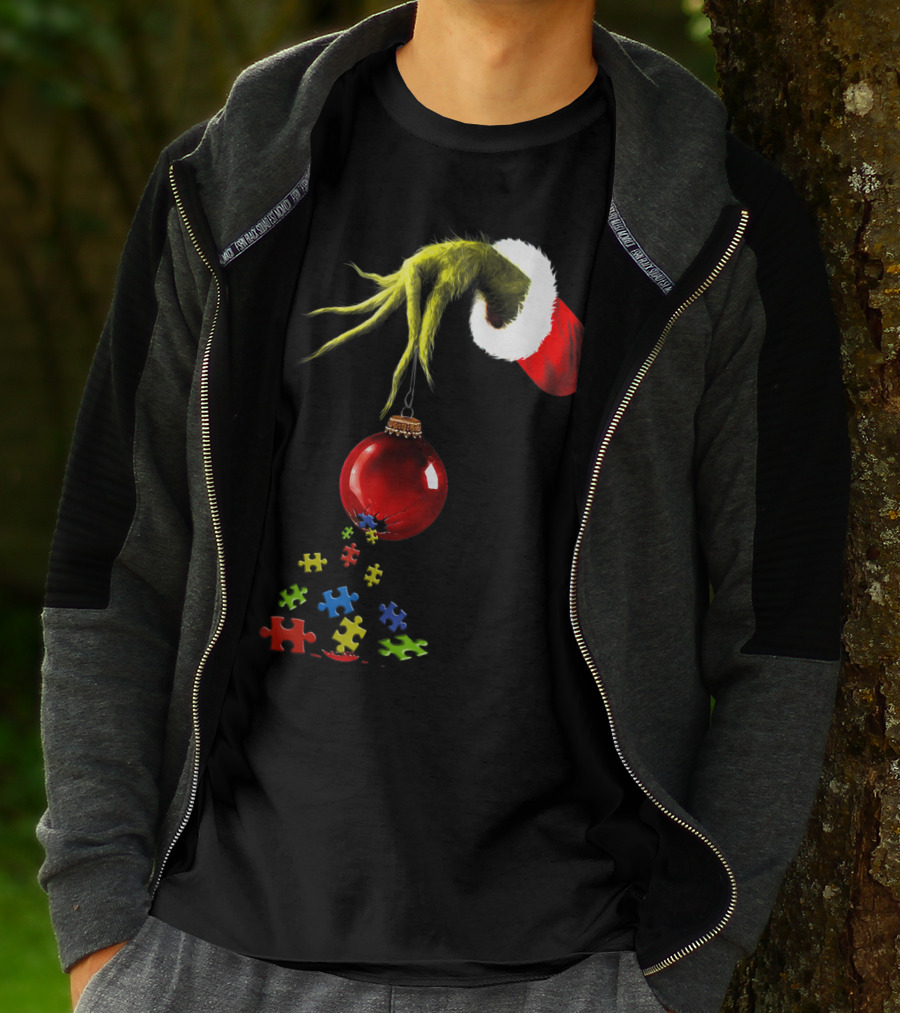 Grinch Hand Holding Red Ornament With Autism Puzzle Pieces T-Shirt