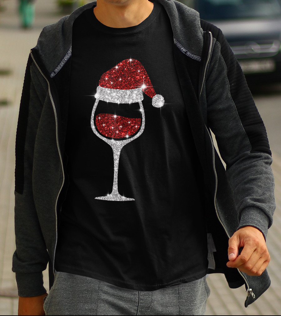 Sparkling Wine Glass With Santa Hat Christmas Celebration For Wine Lovers T-Shirt