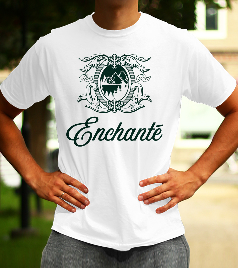 Enchanté Crest Mountain Lakeside Scenery T-Shirt