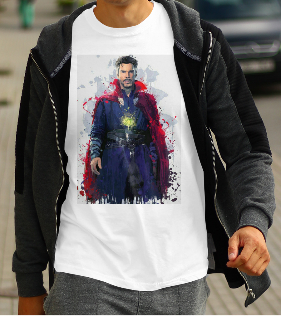 Doctor Strange Spellbinding Red Cloak And Magic Artistry T-Shirt