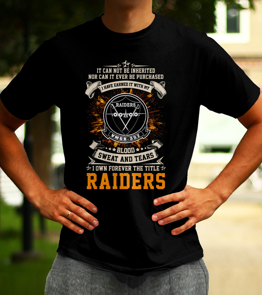 Vmgr-352 Raiders Blood Sweat And Tears Victory Banner T-Shirt