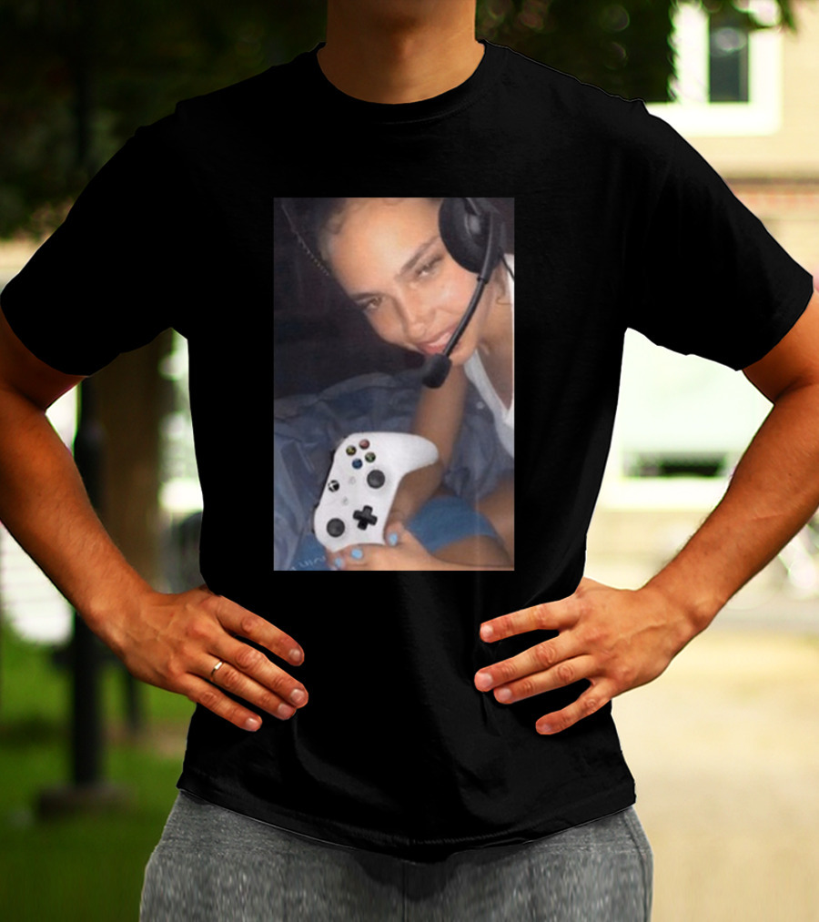 Ash Kaashh Merch Gamer Headset Controller T-Shirt