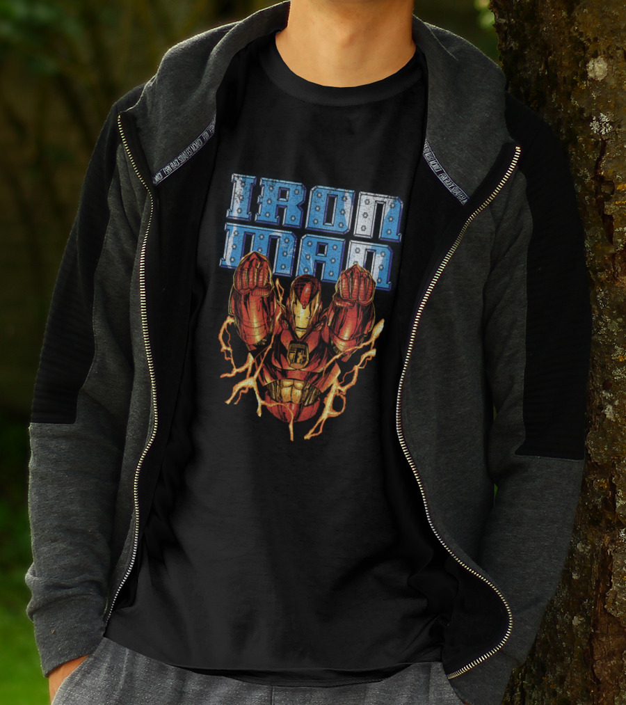 Iron Man Marvel Avengers In Flight Iconic Comic T-Shirt