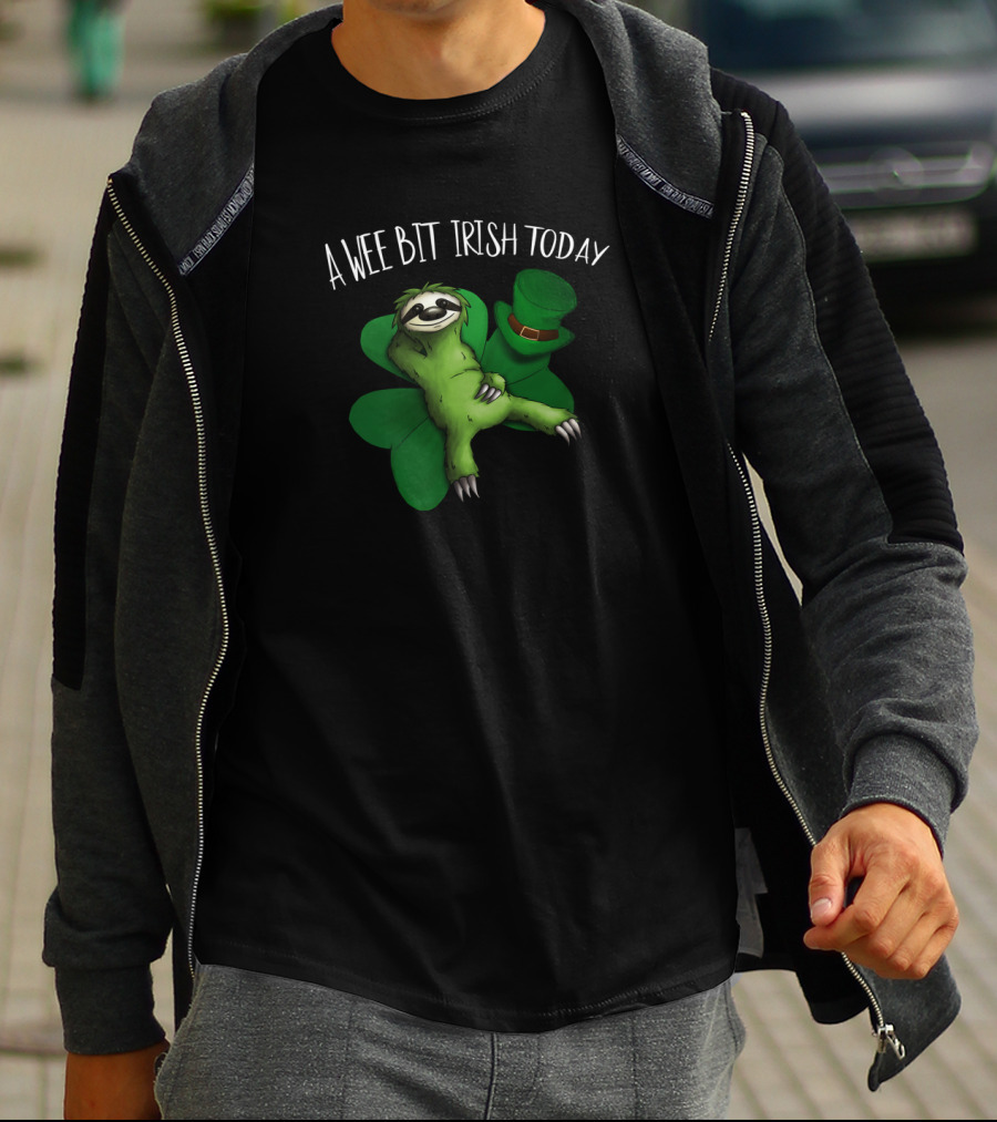 A Wee Bit Irish Today Chilling Sloth With Shamrock And Leprechaun Hat St Patty's Day T-Shirt