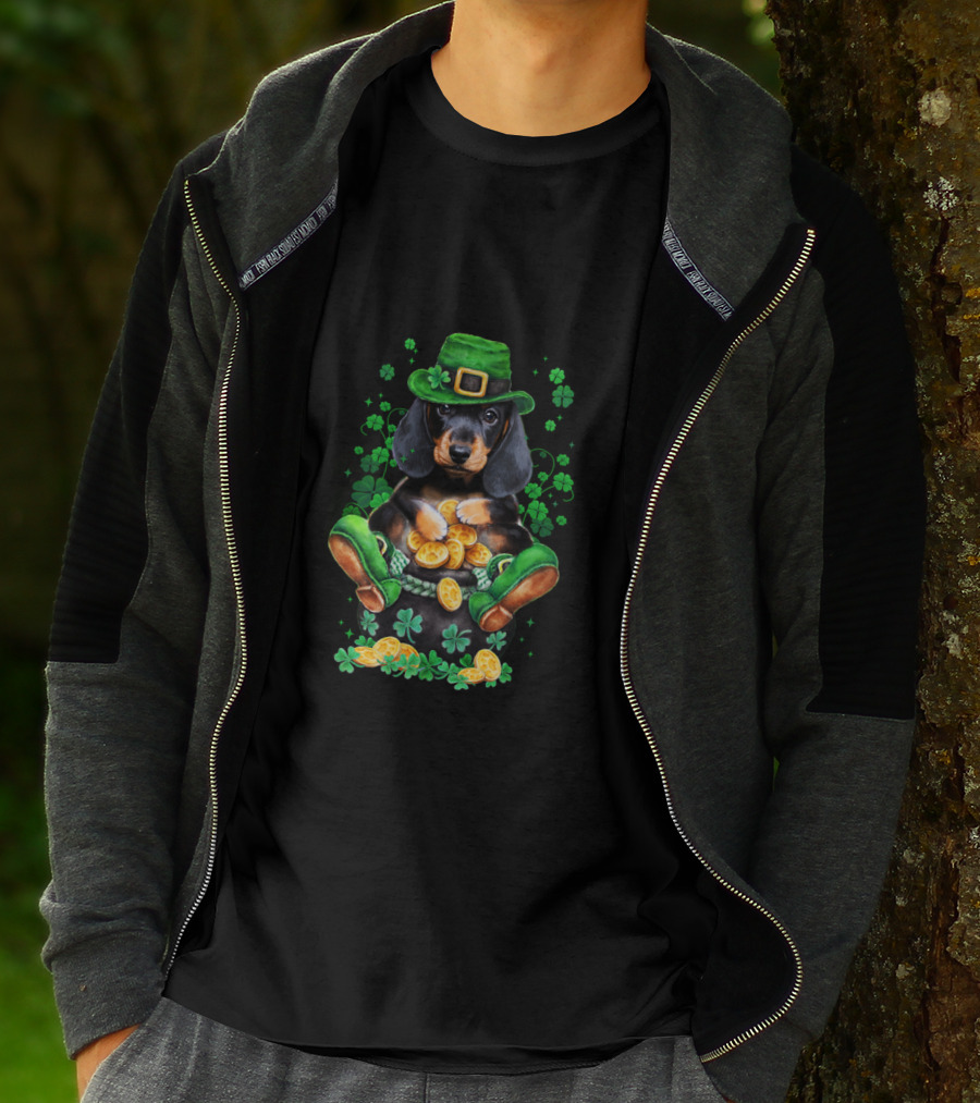 Dachshund Patrick Baby Funny Patrick Leprechaun Hat Shamrocks Pot Of Gold Coins T-Shirt