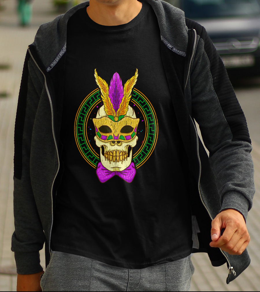 Mardi Gras Feathered Skull Mask With Colorful Bowtie T-Shirt