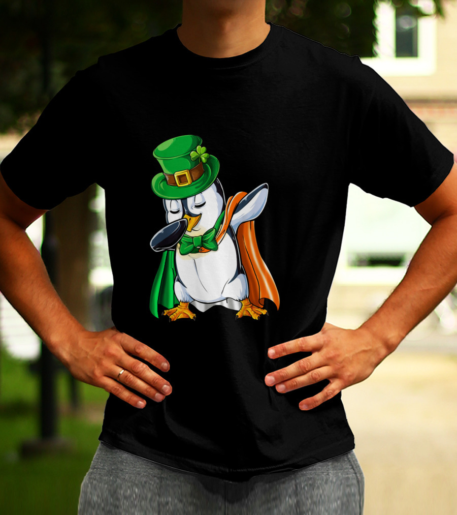 Penguin Dabbing Leprechaun Hat Irish Flag Cape T-Shirt